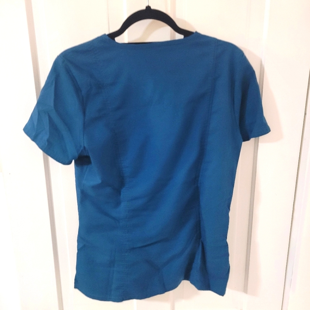 Scrub Top - Picture 4 of 4